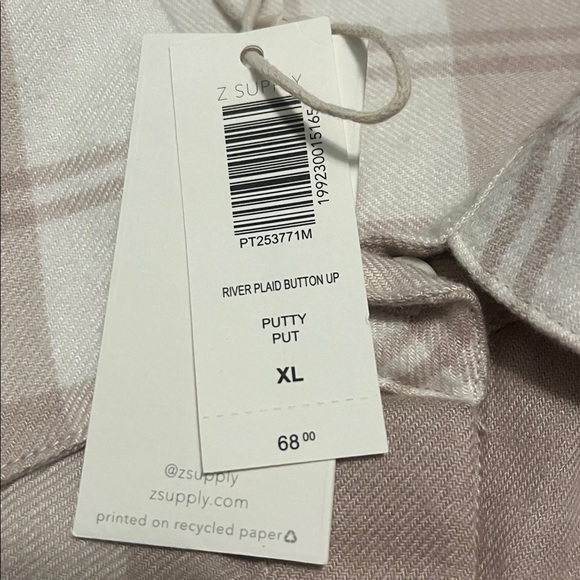 NWT Z Supply River Plaid Button up top, size XL. - Picture 10 of 10